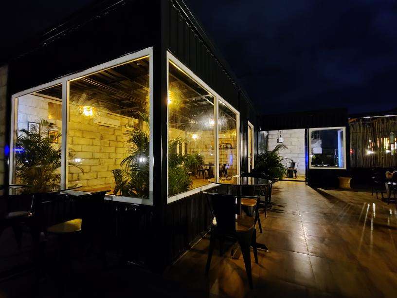 moto machaan cafe