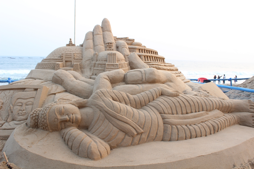 sand art festival konark